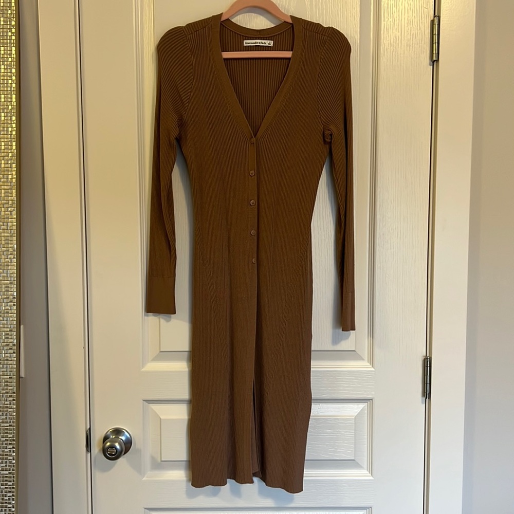 Abercrombie & Fitch long sleeve knit cardigan button Small deep V neck size S